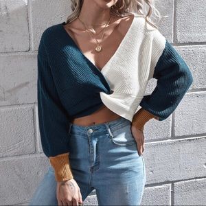 Multi colour knit sweater with knot at front